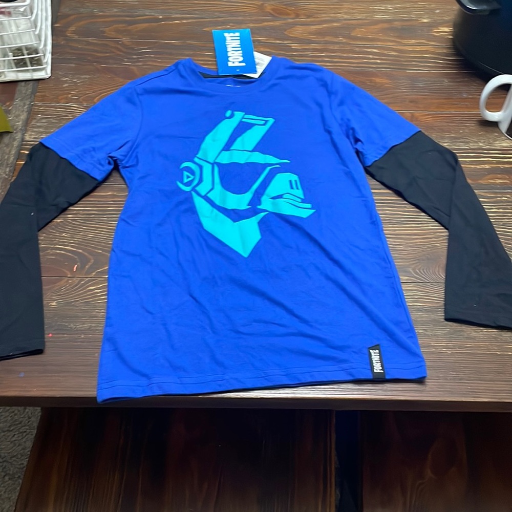 Boys Medium Size 8 NWT longsleeve shirt.